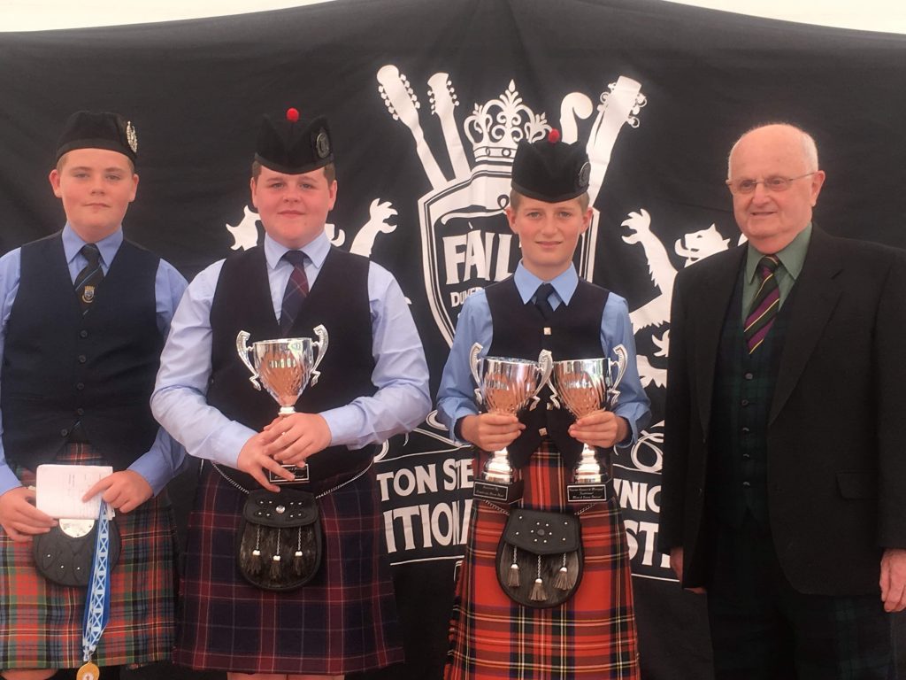 2019 winners with Walter Cowan